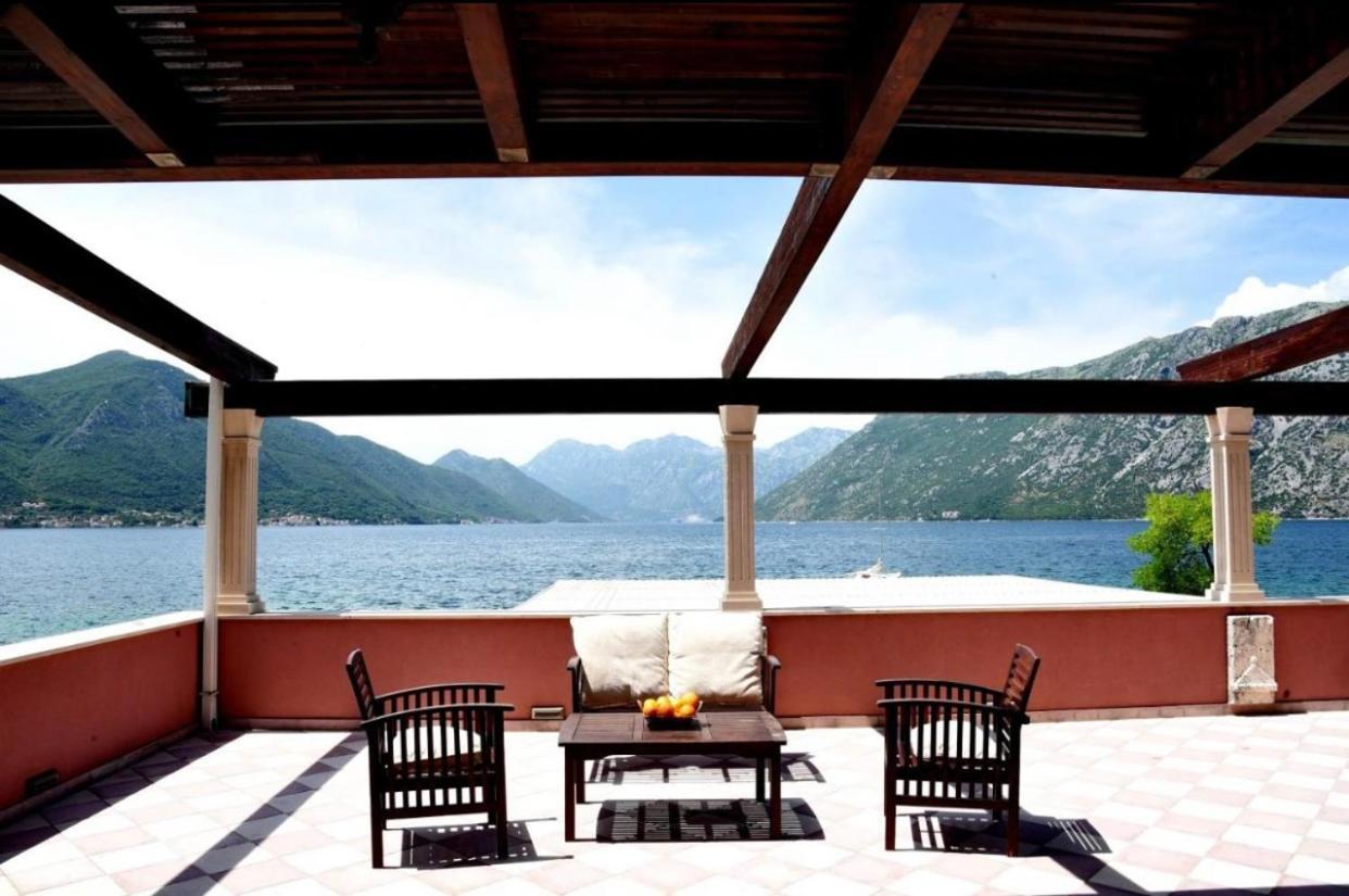 Apartments Barba Kotor Eksteriør billede