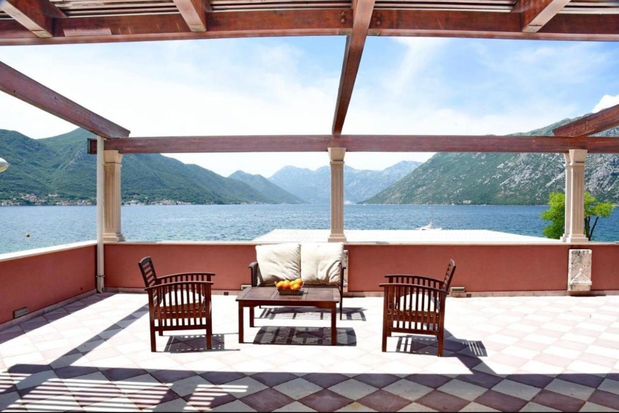 Apartments Barba Kotor Eksteriør billede