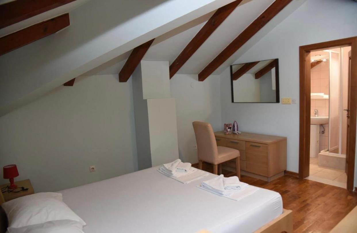 Apartments Barba Kotor Eksteriør billede